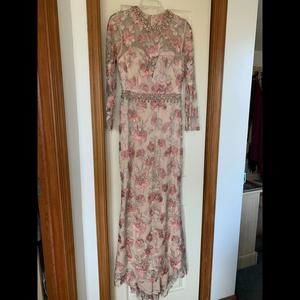 Mac Duggal Gown Pink Floral Crystal Size 4